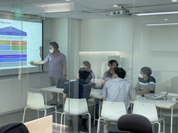 Korea office写真2.jpgのサムネイル画像